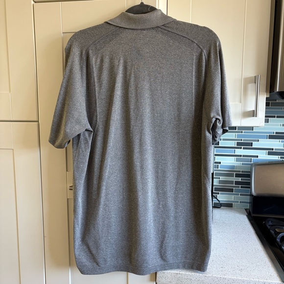 Lululemon men’s polo shirt large - Picture 4 of 5